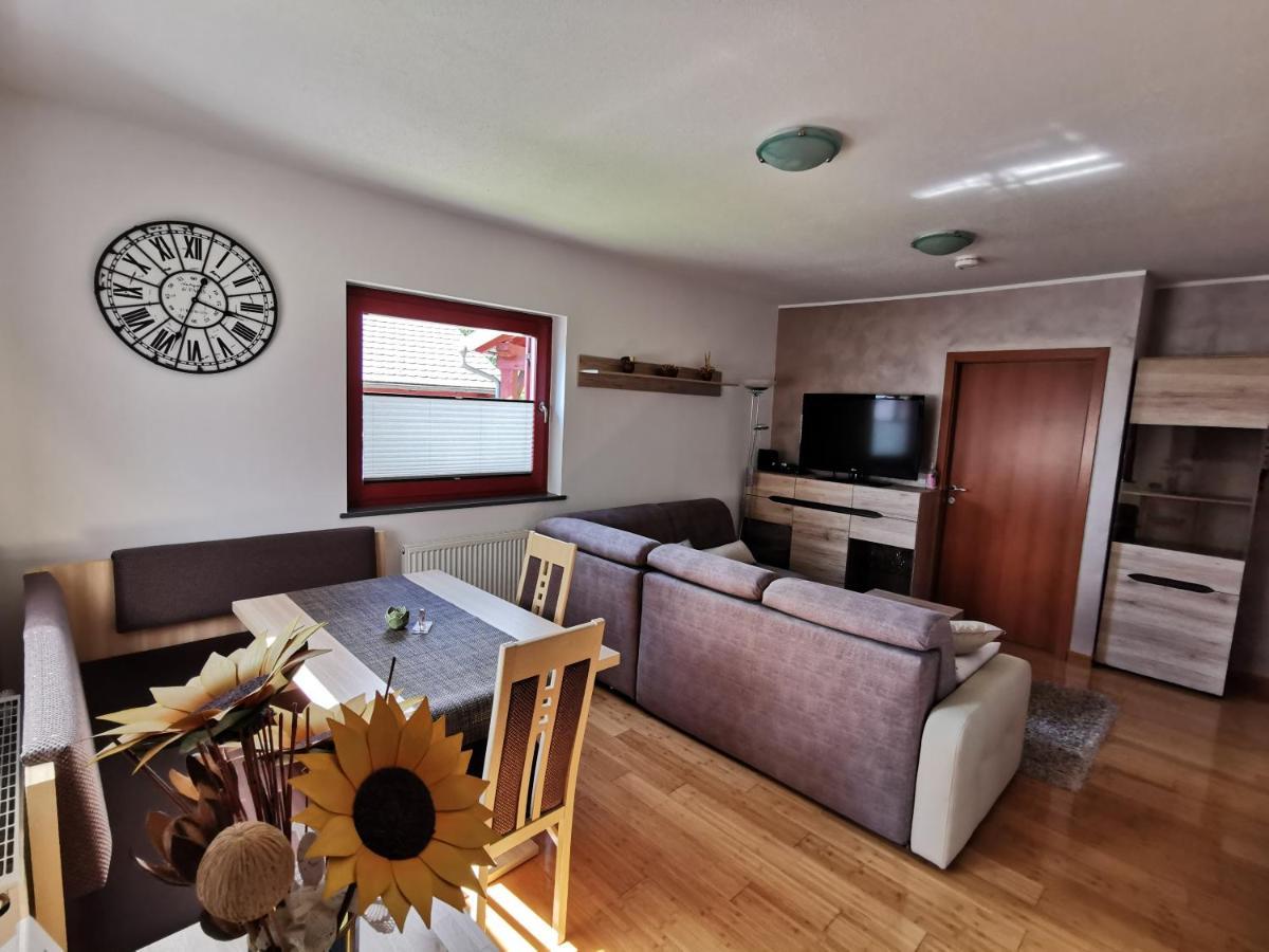 Apartma Neva Бохин Екстериор снимка